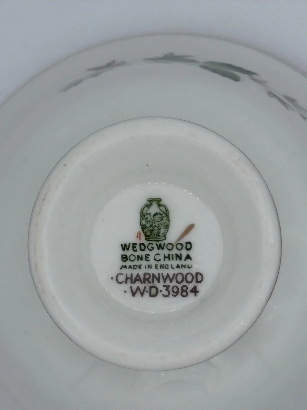 Wedgwood Charnwood Bone China Tea Cups & Saucers Set 4 England Gold Trim